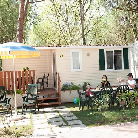 Holiday home Simplistic Mobile In Castiglione Del Near Borghetto (Umbria)