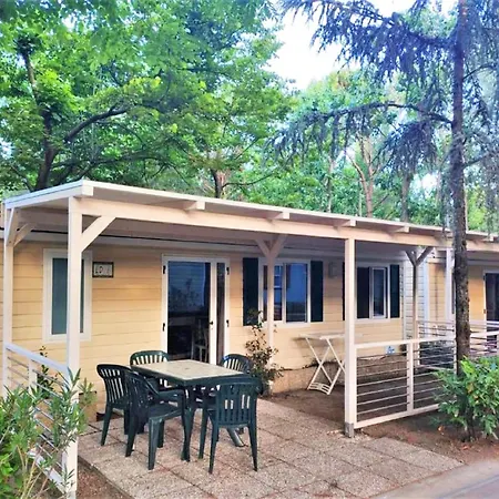 Holiday home Simplistic Mobile In Castiglione Del Near Borghetto (Umbria)
