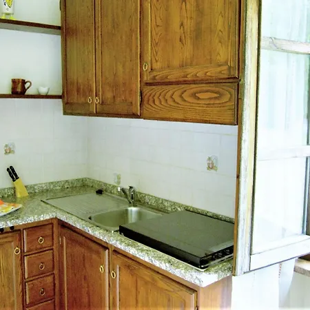 Simplistic Mobile In Castiglione Del Near Vakantiehuis