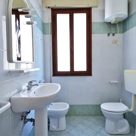 Simplistic Mobile In Castiglione Del Near Vakantiehuis *